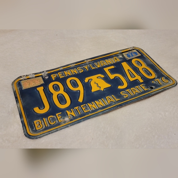 1976 Pennsylvania License Plate - Picture 2 of 4